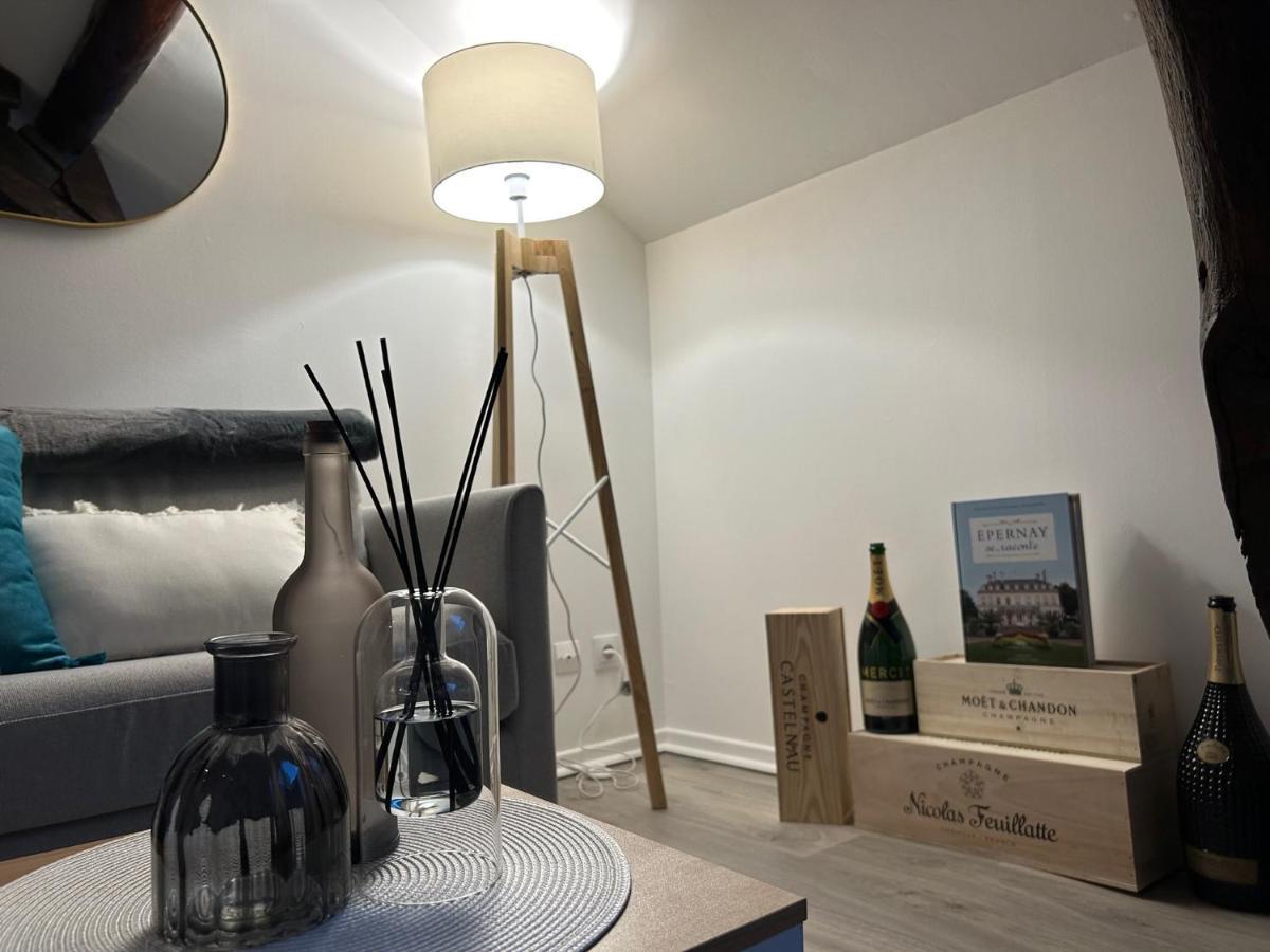Le P'Tit Millesime - Hypercentre Apartment Epernay Bagian luar foto